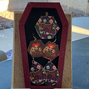 Hocus Pocus Necklace and earrings